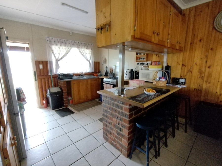 4 Bedroom Property for Sale in C Place Eastern Cape